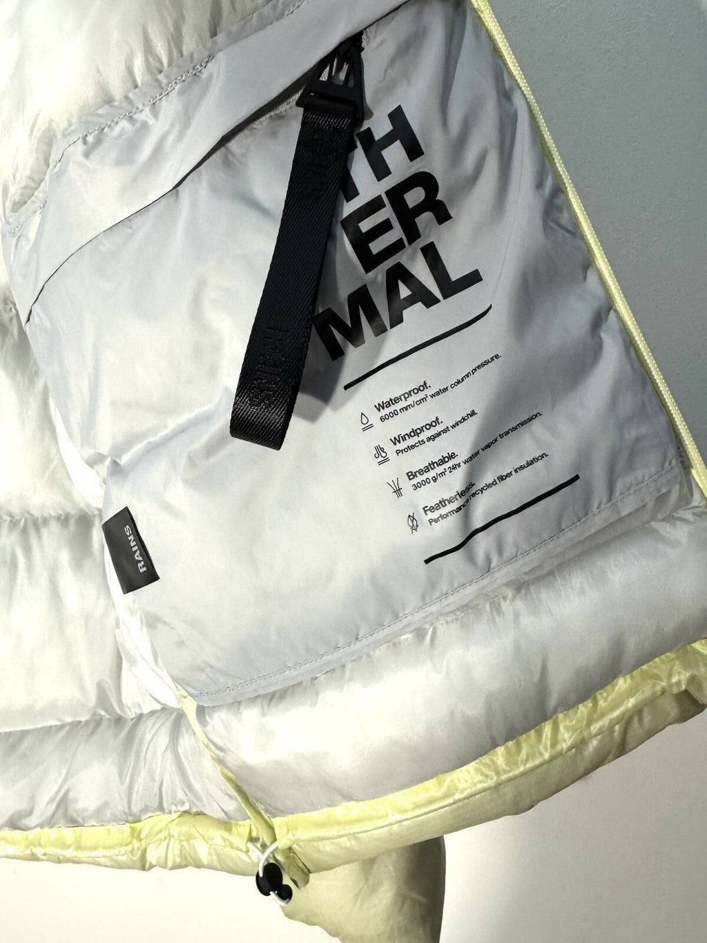 RAINS Unisex Kevo Case Waterproof Hooded Puffer Jacket Foam Green (MSRP $600)