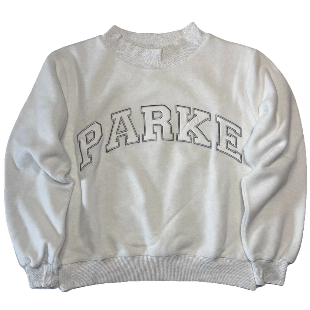 PARKE Womens Inside Out Mockneck Fleece Logo Graphic Sweatshirt White