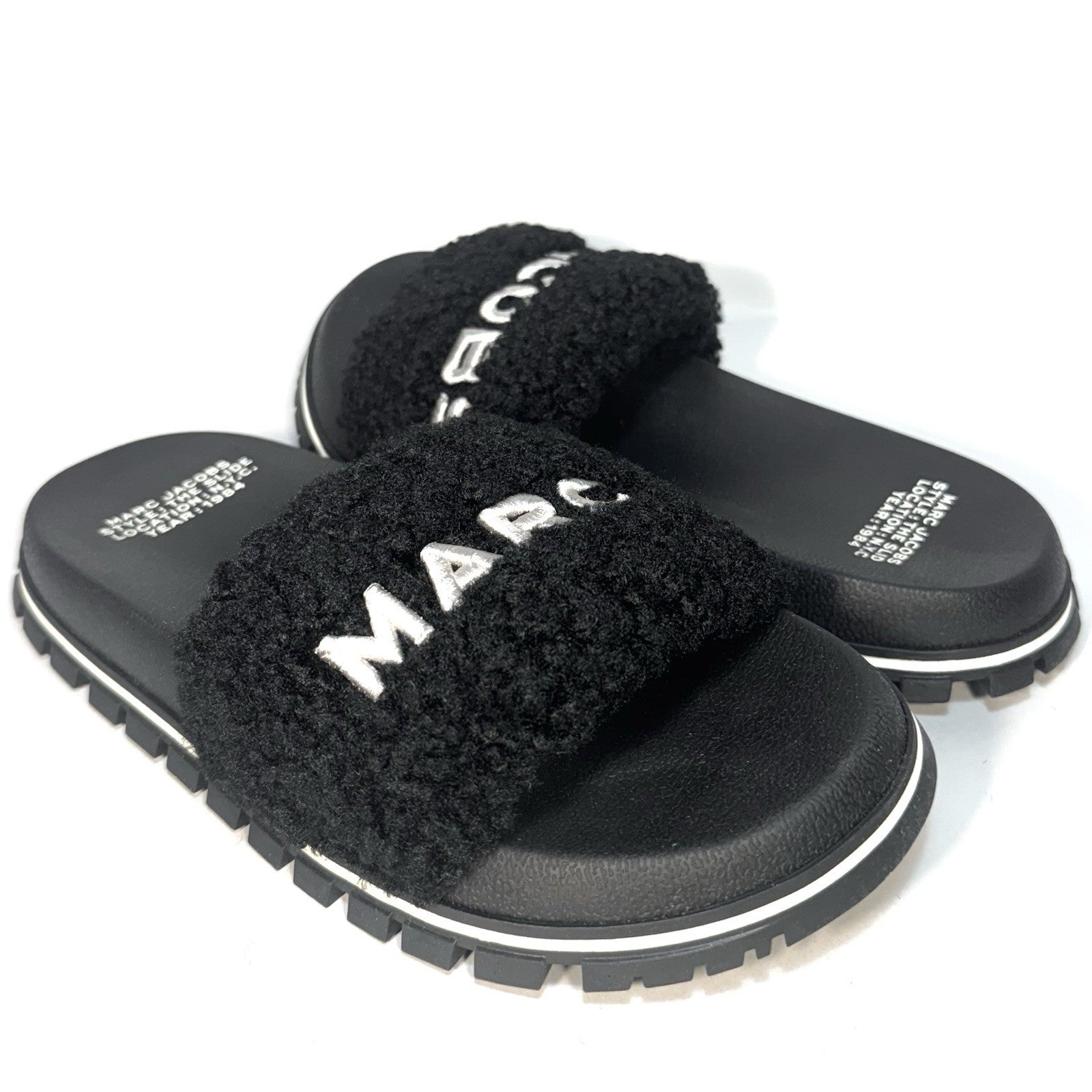 MARC JACOBS Womens The Slide Spellout Logo Teddy Sandals Black (MSRP $195)