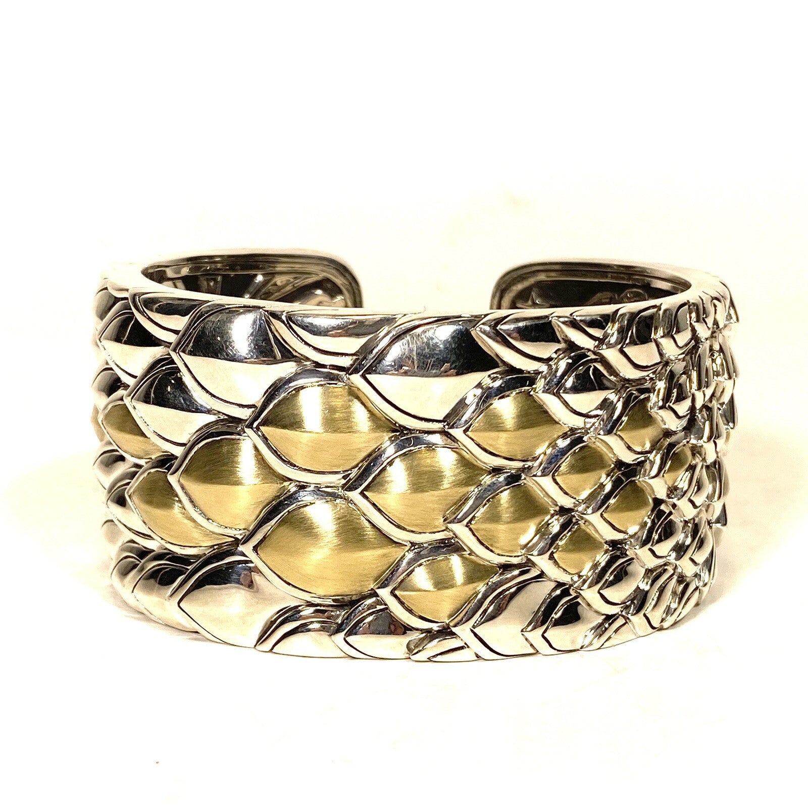 JOHN HARDY Womens 18k Gold .925 Silver Naga Scales Kick Cuff (MSRP $2,995)