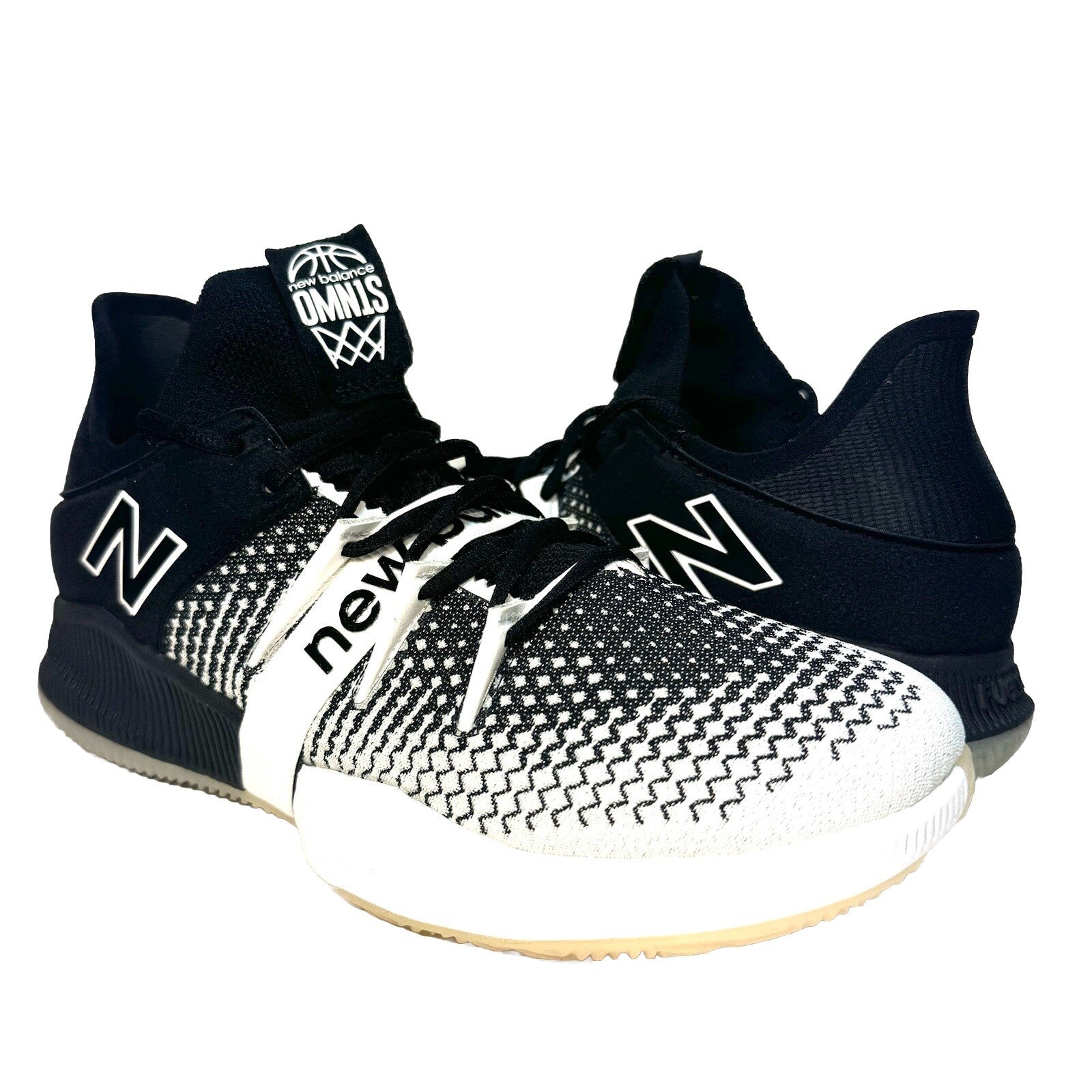 NEW BALANCE Mens Omn1s BBOMNLWB Low Basketball Sneakers Black White (MSRP $140)