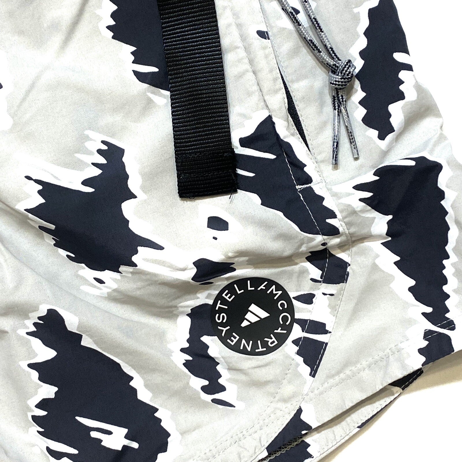 ADIDAS STELLA MCCARTNEY Womens Belted Camo Shorts Grey (MSRP $90)