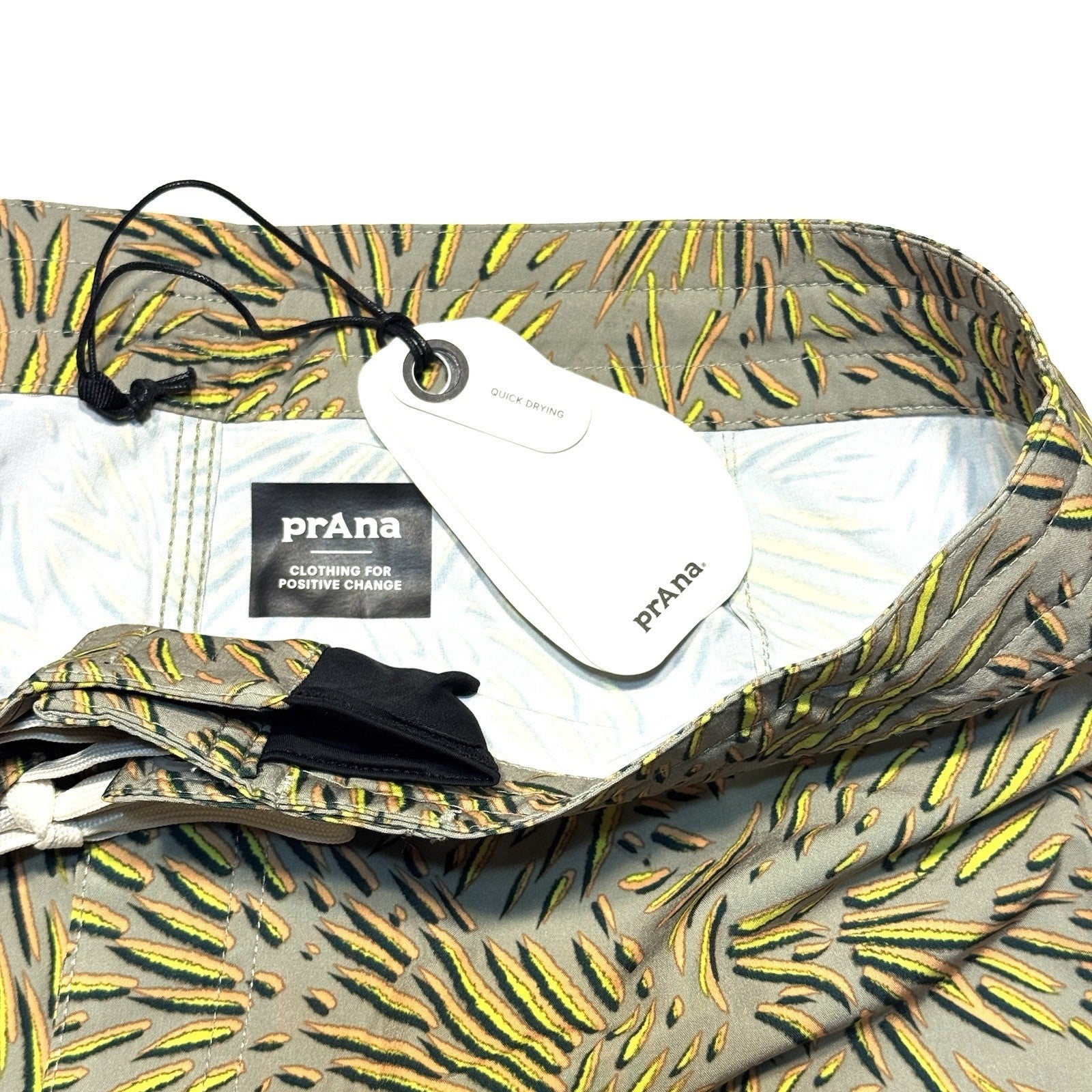 PRANA Mens 9in Fenton Board Shorts Swim Trunks Juniper Fronds Green (MSRP $65)