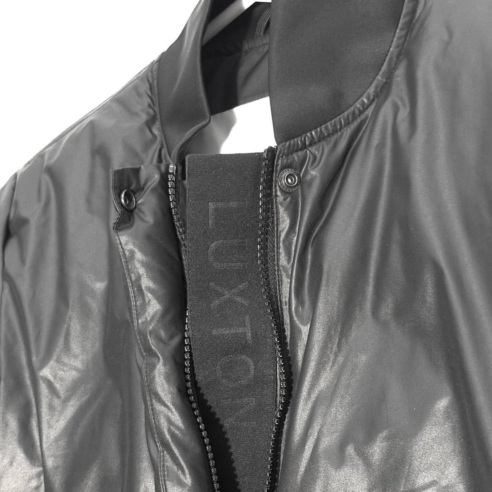 LUXTON Womens Sculpt Ski Jumpsuit Black (MSRP $1,095)